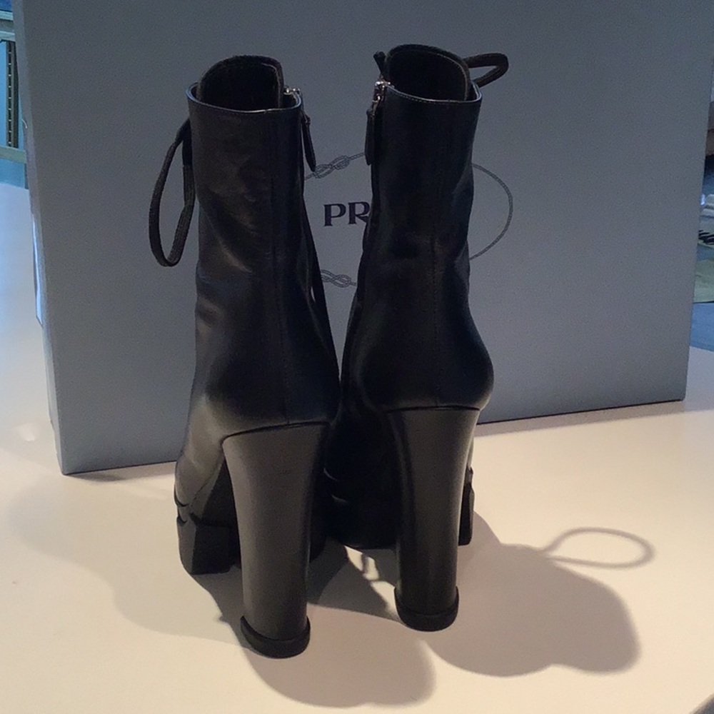 PRADA LEATHER BOOTS - Picture 3 of 7